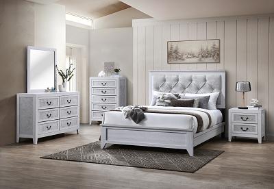 QUEEN BED, DRESSER & MIRROR